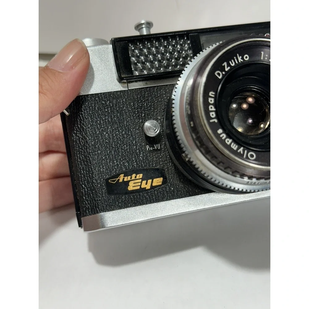 Olympus‎ Auto-Eye Rangefinder with 45mm F2.8 Lens Camera With Leather Brown Case
